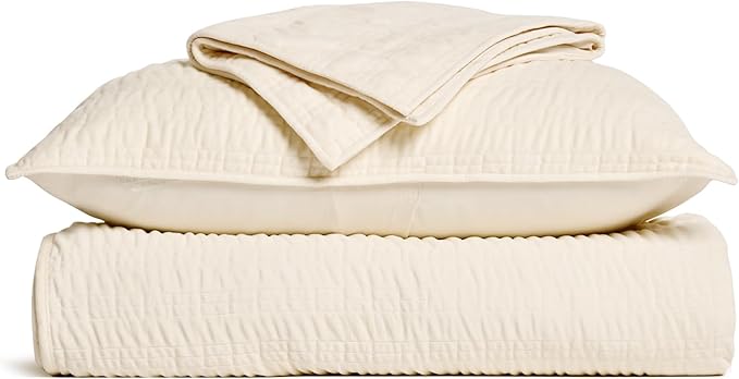 EVERGRACE Velvet Quilt Queen Size, Luxury Velvet Bedding Set, Ultra Soft Ruched Quilt Sets, Lightweight Comforter Vintage Textured Bedspread Coverlet with 2 Shams for All Season, Cream White