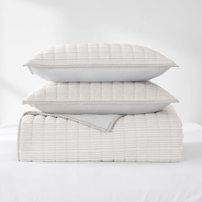 Wonderful Luxury Velvet Quilt - Striped Channel Stitch Ivory Quilt King, Soft Corduroy Lightweight Comforter, Pet-Friendly, Tear-Resistant, Bedspread Coverlet Bedding for All Season,106"x94"