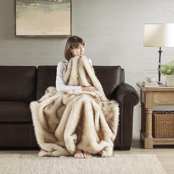 Hyde Lane Faux Fur Throw Blanket - Ultra Long Pile, Luxury Fluffy Fox Golden with Brown Tipped Blankets for Home Decor, Fuzzy Plush Animal Color Throws As a for Women, 60x80