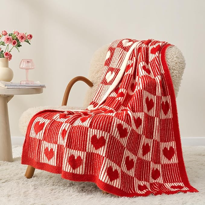 Snuggle Sac Red Heart Checkered Blanket for Women,Christmas Heart Blankets for Her Wife Girlfriend Mom,Super Soft Warm Fluffy Faux Fur Blanket for Couch Sofa Bed,Red Heart,60x80 inches