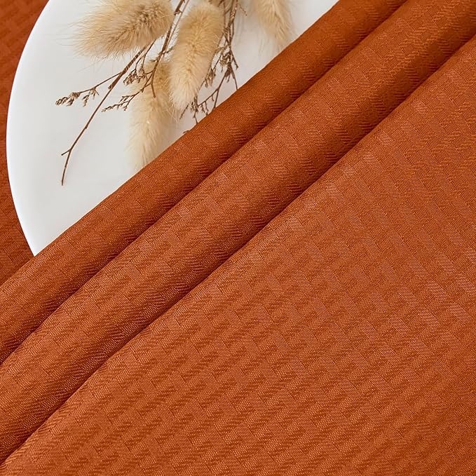 maxmill Round Tablecloth Weaved Pattern Spill-Proof Wrinkle Free Soft Jacquard Table Cloth for Circular Table Cover, for Dining Room Fall Harvest Thanksgiving Parties Holiday Dinner, 70 Inch, Rust