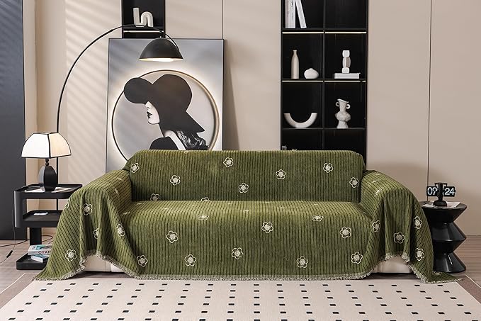 ROOMLIFE Green Sofa Cover, Extra Large Boho Couch Cover Sofa Covers for 3 Cushion Couch, Soft Chenille Sofa Cover for Dog, Washable Furniture Sofa Protector Cover Blanket with Tassel 71 '' X 150''