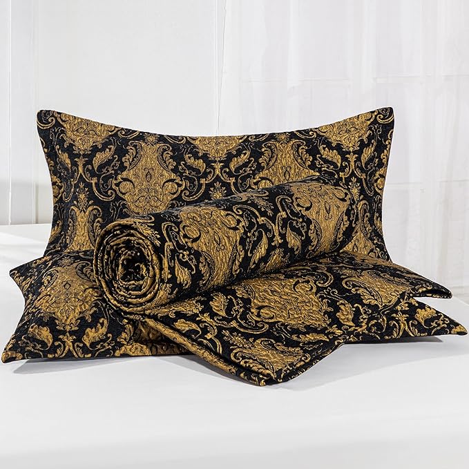 Loom and Mill Luxury Quilt Set 3 Piece, Classic Damask Quilted Bedspread Queen Size with 2 Shams, Soft Lightweight Jacquard Bedding Coverlet Set for Halloween Christmas All Season (Black, Queen)