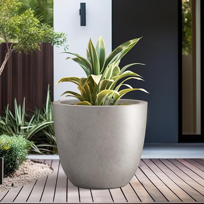 MODERN CHIC PLANTERS