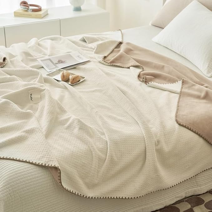 Luxury Ultra-Soft Milk Flannel Velvet Waffle Weave Blankets, Pet Cats Feel, Nordic Modern Aetec Style, All Season Comfy Fluffy Bed Twin Blanket for Couch Sofa Travel Picnics, White 60x80 inch