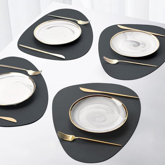 Faux Leather Placemats Set,Round PU Dinning Table Mats,Wipeable Easy to Clean Stain Resistant Heat Resistant Waterproof Place Mats Durable Plate Mats for Table Nordic Style (Black(4Pack))