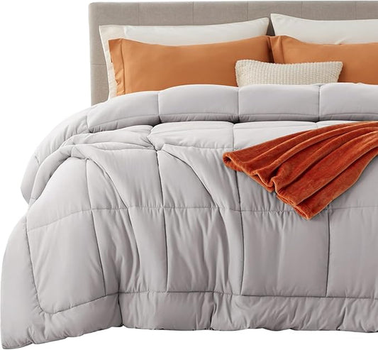 Bedsure Comforter Duvet Insert - Quilted Comforters Alaskan King, All Season Duvet, GentleSoft Down Alternative Bedding, with 8 Tabs, Gifts for Women/Men, Light Grey,Alaskan King 130x120 Inch