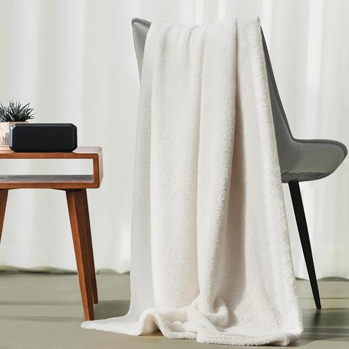 Plush Fleece Throw Blanket for Couch and Bed, Fluffy Fuzzy Cozy Queen-Size Soft Blankets All Season Use (60x80 Inches,White)