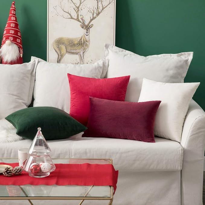 MIULEE Pack of 2 Christmas Red Velvet Pillow Covers Decorative Square Pillowcase Soft Solid Cushion Cases Holiday Home Decor for Sofa Couch Bedroom Car 18x18 Inch