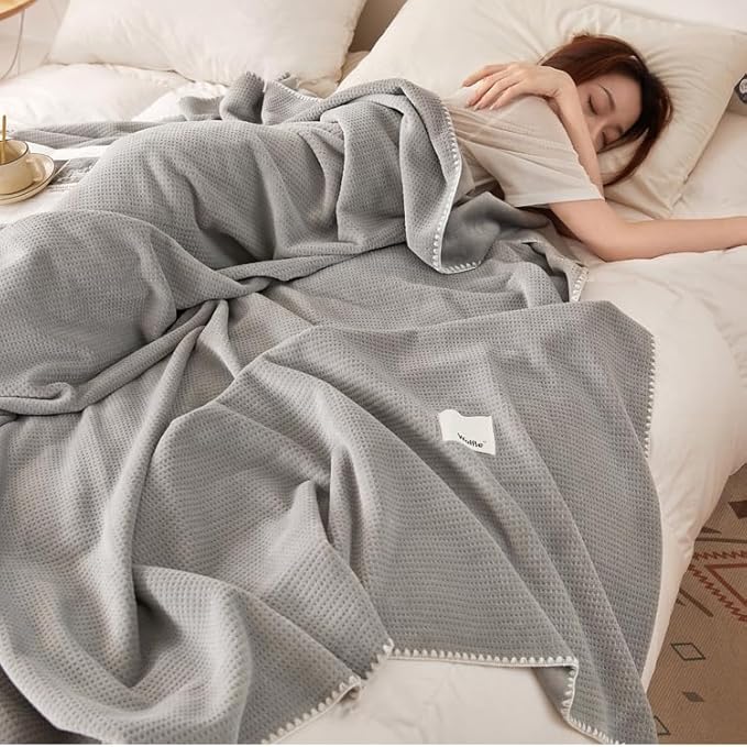 Luxury Ultra-Soft Cozy Milk Flannel Velvet Waffle Weave Bed Blanket, Pet Cats Feeling, Nordic Modern Aetec Style, Lightweight Warm Twin Blanket for Couch Sofa Travel Picnic, Space Dark Grey 60x80 inch