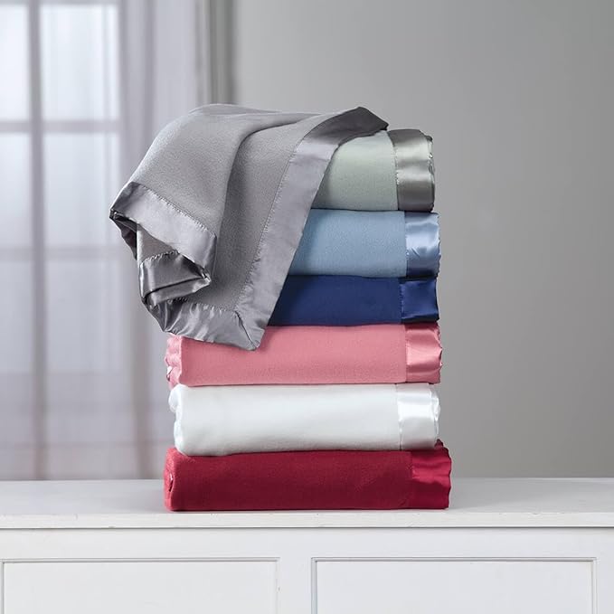 OakRidge Satin Fleece Blanket, Full/Queen, Twin or King Size – 100% Polyester Lightweight Fabric and Cozy Satin Binding Edges in Tightly Folding Travel Blanket, Sage