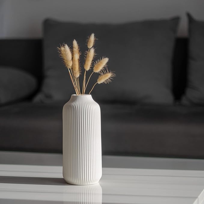 Ceramic Vase in Nordic Style, Decovase for Pampas Grass as Boho Deco, Vase White Matt 8 inch for Flowers, Scandinavian Design Home Decoration for Fresh Flowers, Dried Flowers (Size M)