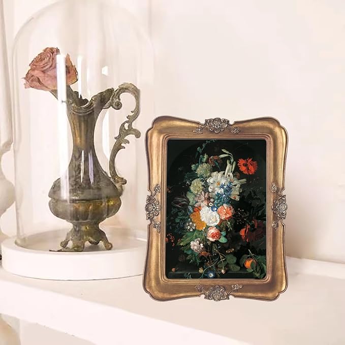 WINPLUS+ Vintage Picture Frame 5x7, Wall Mount and Tabletop Display, Art Gallery Gift (Antique Gold 5x7)