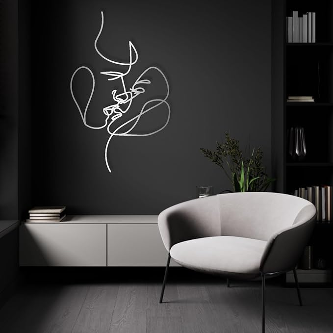 2 Faces Love Line Wall Art, Minimalist Woman Face Art,Metal Couple Face Line Wall Art,Couple Metal Wall Decor Sign, Livingroom Wall Hanging Gift (27.55 x 17.32” / 70 x 44 cm, Gold)