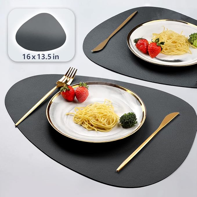 Faux Leather Placemats Set,Round PU Dinning Table Mats,Wipeable Easy to Clean Stain Resistant Heat Resistant Waterproof Place Mats Durable Plate Mats for Table Nordic Style (Black(4Pack))