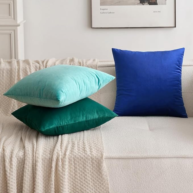 MIULEE Pack of 2 Royal Blue Pillow Covers 20x20 Inch Decorative Velvet Throw Pillow Covers Modern Soft Couch Throw Pillows Farmhouse Home Decor for Spring Sofa Bedroom Living Room