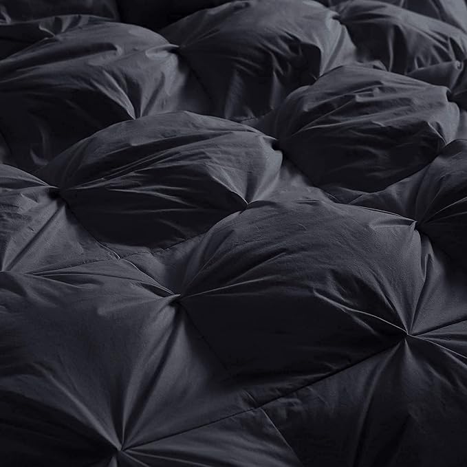 Luxurious Twin/Twin XL Goose Down Comforter, Unique Black Pinch Pleat, 600 Thread Count, 100% Egyptian Cotton Cover, 65 Oz Fill Weight, 750 Fill Power