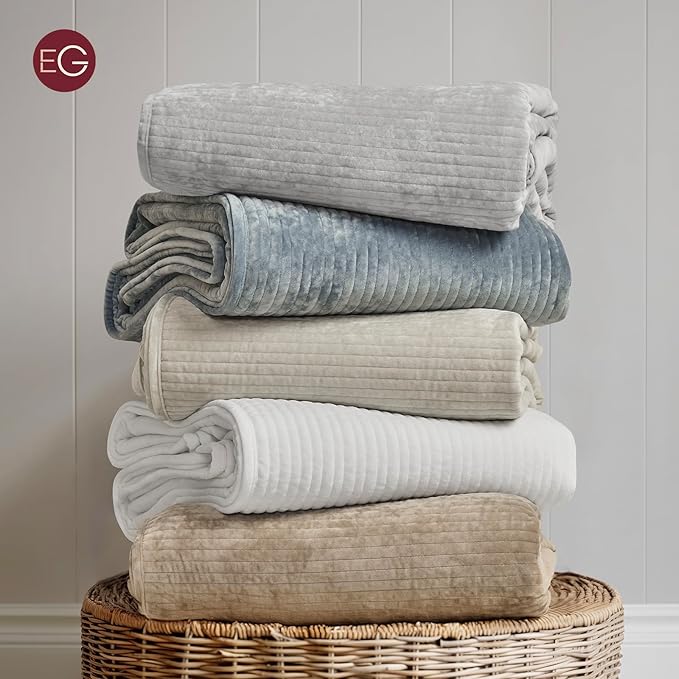 EVERGRACE Velvet Quilt Set Queen Size, Luxurious Soft Quilted Bedding Sets, Lightweight Velvet Comforter for All Season, Striped Channel Bedspread Coverlet with 2 Shams, Urban Taupe