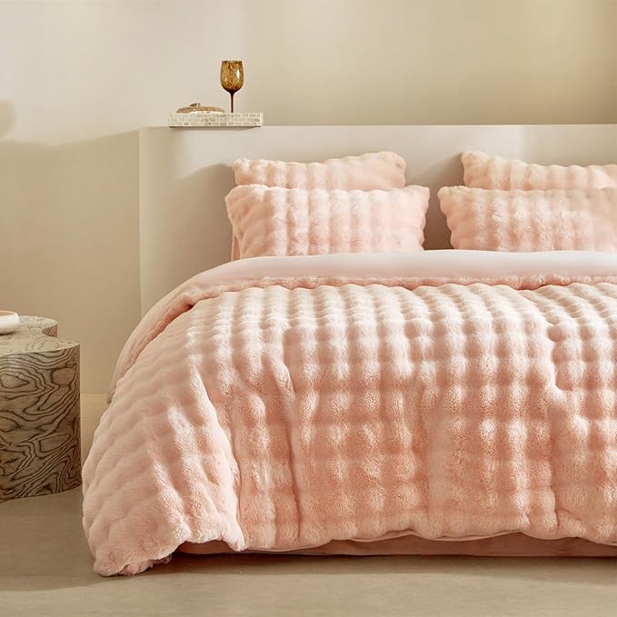 Tokokimo Pink Fluffy Duvet Cover King Size, Ultra Soft & Warm Faux Fur Duvet Cover Set, 3 Pcs Flannel Fuzzy Comforter Cover Pink Bedding Set (1 Duvet Cover & 2 Pillowcases)