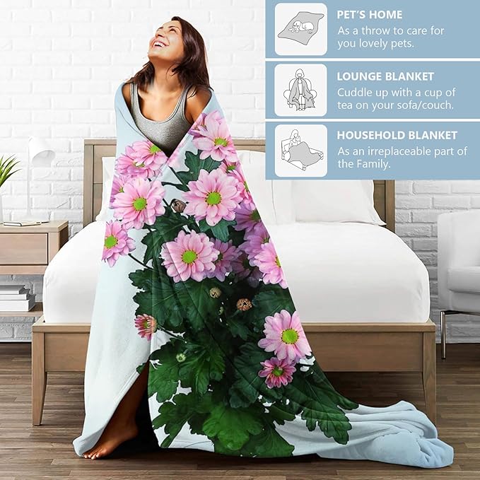 Daisy Flower Blanket,Inspirational Gifts for Girls Women,Soft Lightweight Flannel Throw Blankets,Floral and Sunshine Quote on Pink Throws Home Decor,for Camping Living Room Office,60x50inch