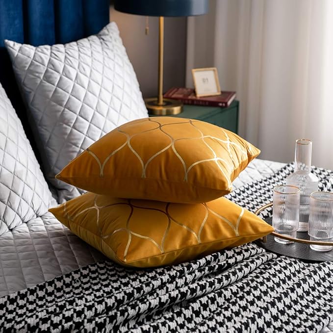 18x18 Inch Gold Velvet Throw Pillow Covers: 2 Pack Square Decorative Pillow Cases for Bedroom Sofa Couch Living Room, Yellow