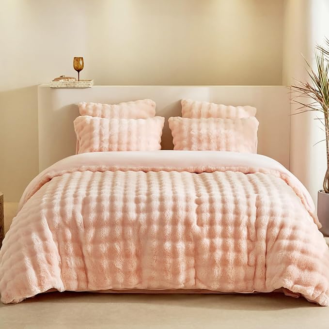 Tokokimo Fluffy Fleece King Size Duvet Cover Set, Ultra Soft Reversible Heavyweight Bedding Set, Extra Warm Winter Duvet Cover Set with 2 Pillow Cases, All Season Fuzzy Comforter Cover Set, Pink