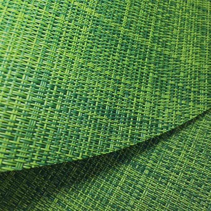 WAZAIGUR Round Placemats Set of 4 Woven Vinyl Easy to Clean Heat Resistant Kitchen Table Mats 15 Inch(Hunter Green 4)