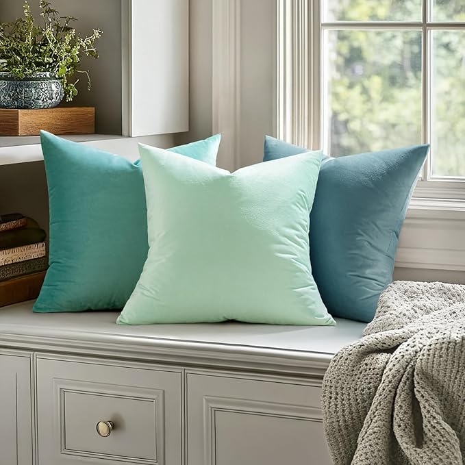 MIULEE Pack of 2, Velvet Soft Solid Decorative Square Throw Pillow Covers Set Cushion Case for Spring Sofa Bedroom Car 20x20 Inch 50x50 Cm Aqua Green