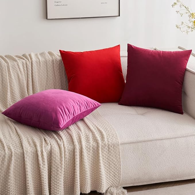 MIULEE Pack of 2 Christmas Bright Red Velvet Throw Pillow Covers 18x18 Inch Soft Solid Decorative Square Cushion Cases for Couch Sofa Bedroom
