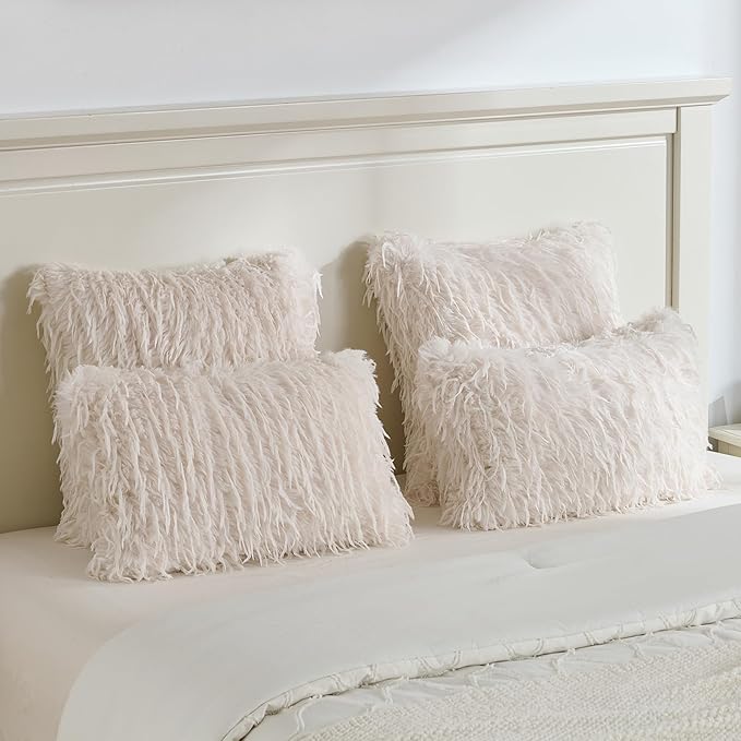 FUTEI Cream White Decorative Throw Pillow Covers 18x18 Inch Set of 2,Soft Fluffy Faux Feather Texture Cushion Cases,Modern Home Luxury Decor for Couch Bed Living Room