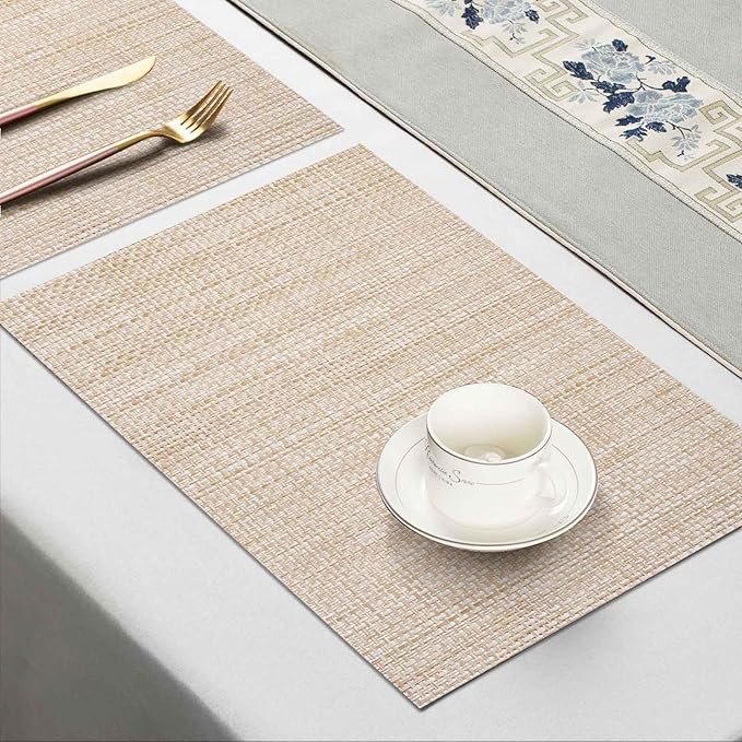 AHHFSMEI Placemats for Dining Table Set of 4 Woven Vinyl Plastic Place Mats Non-Slip Heat Insulation Stain Resistant Table Mats Washable Easy Clean Placemats (Linen Beige 4)