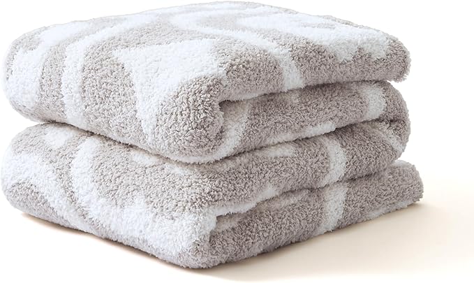 YIRUIO Blankets & Throws Ultra Soft Extra Plush & Warm Fluffy Fuzzy Cozy Middleweight Gift for Birthdays Holidays Any Occasion