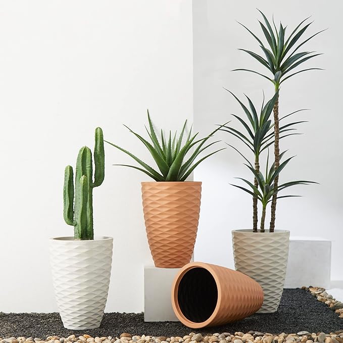 Glitzhome Set of 2 Outdoor Planter Polyresin Modern Decor Large Tall Gardening Containers Flower Pots, White