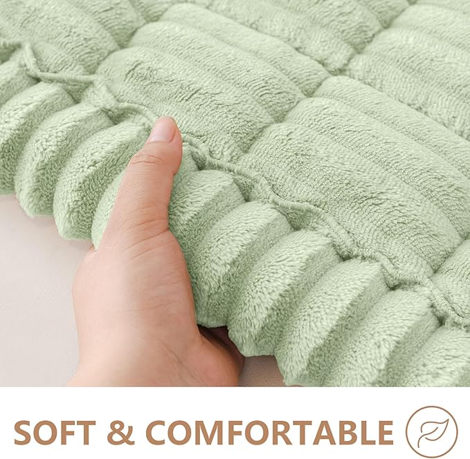 Smiry Couch Cover for Dogs Washable, Non Slip Fuzzy Pet Couch Covers for 3 Cushion Sofa Pet Friendly, Thick Soft Sofa Slipcovers Cushion Protector (Green, 27.6" x 88")