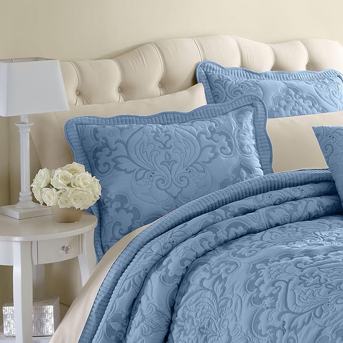 BrylaneHome Bedding Lightweight All Season Modern Amelia Quilted Damask Oversized Ultra Soft Bedspread - Queen, Ivory