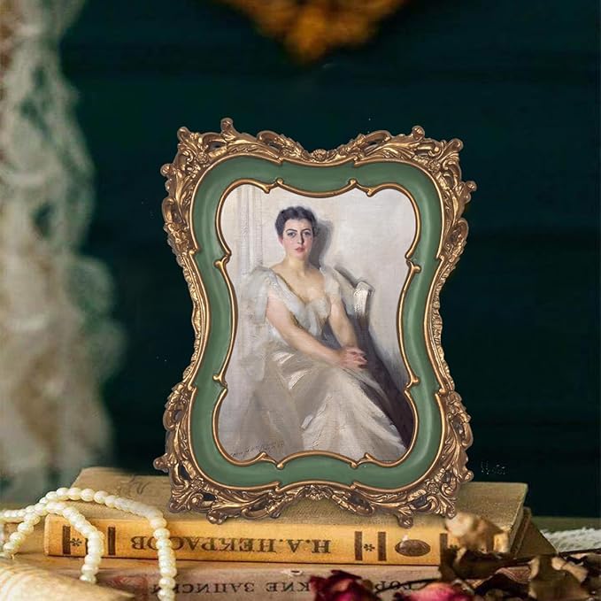 WINPLUS+ 5x7 Vintage Picture Frame, Wall Mount and Tabletop Display, Art Gallery Gift (Green and Gold 5x7)