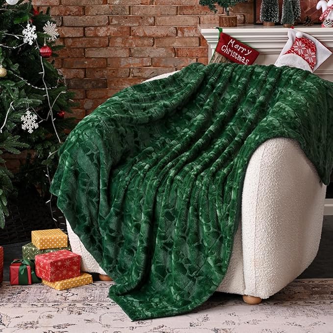 Krifey Faux Fur Throw Blanket, Super Soft Cozy Blanket, Luxury Fluffy Blanket Warm Bed Throw, Plush for Women, Dark Green, 50" x 60"