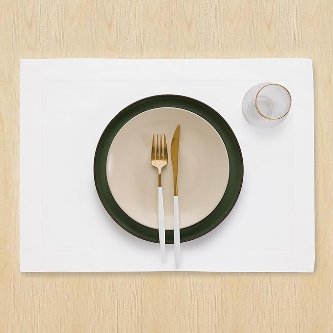 Solino Home Linen White Placemats Set of 4 - 100% Pure Linen Placemats 14 x 19 Inch for Winter, Christmas, Holiday, New Year - Fete
