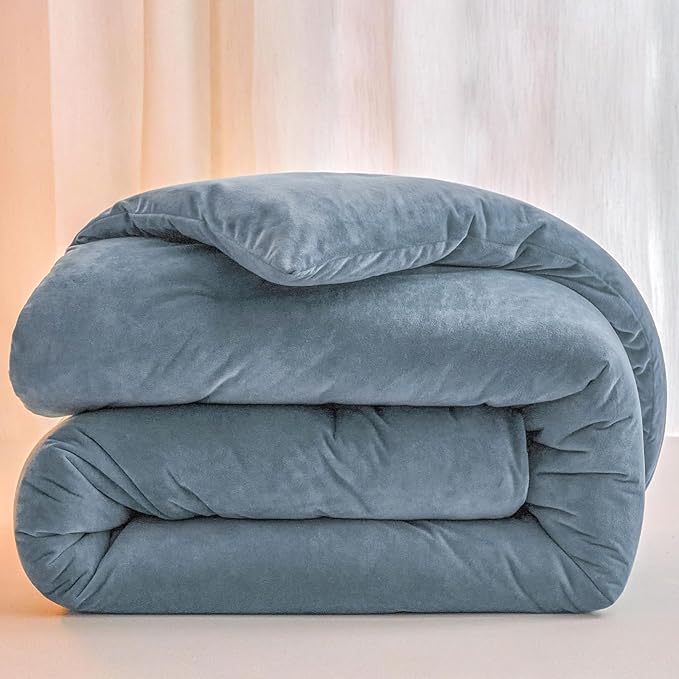 Velvet Comforter Set Queen/Full Size, Grey Blue Fluffy Velvet 3 Piece, Soft Breathable Luxury Winter Warm Bedding Sets, with 1 Cozy Comforter, 2 Pillow Shams