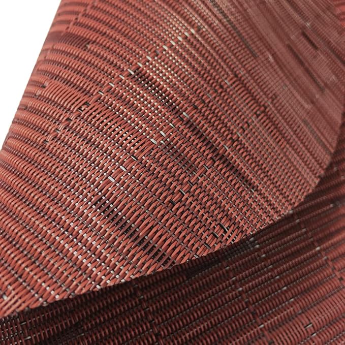 WAZAIGUR Round Placemats Set of 4 Woven Vinyl Easy to Clean Heat Resistant Kitchen Table Mats 15 Inch(Wine Red 4)