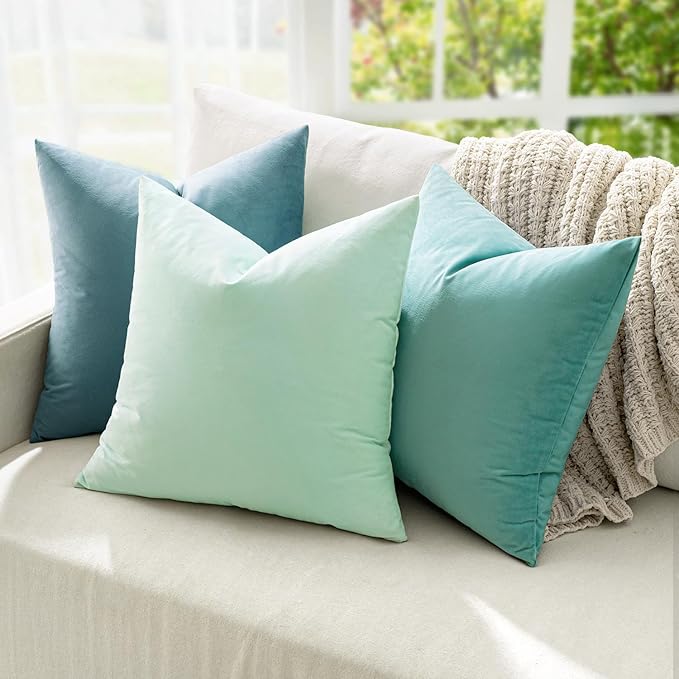 MIULEE Pack of 2, Velvet Soft Solid Decorative Square Throw Pillow Covers Set Cushion Case for Spring Sofa Bedroom Car 18x18 Inch 45x45 Cm Aqua Green