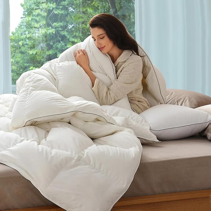 Luxury Down Fiber Comforter Twin Size- Lightweight High Fill Power Summer Duvet Insert - Fluffy Bed Comforter Ivory White, Twin Size (68"x90")