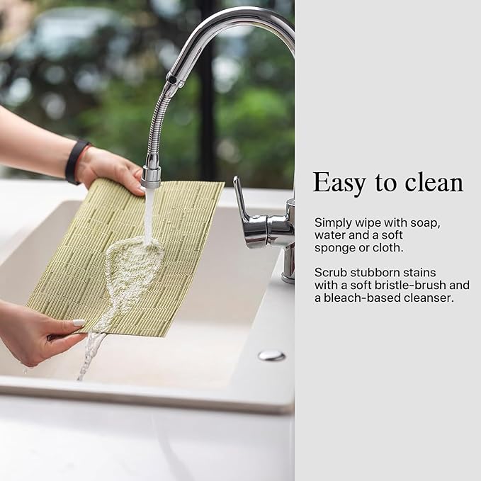 Placemats Set of 4 - Easy Clean Woven Vinyl Placemats for Dining Table, Indoor/Outdoor Place Mats, Washable PVC Table Mats （Pea Green）