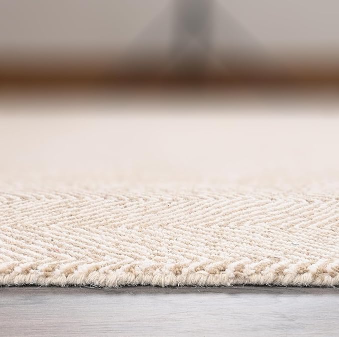Modern Herringbone Chevron Collection Handcrafted Wool Area Rug - Durable, Zigzag Pattern, for High Traffic, Contemporary Design for Living Room, Bedroom, Dining Room Decor (Sand Beige, 5' round)
