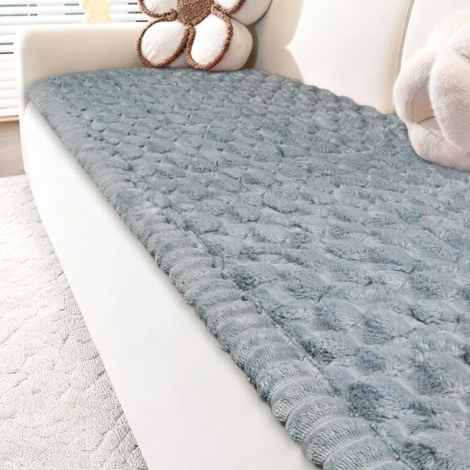Cekene Turtle Velvet Couch Covers Washable Non-Slip Couch Cushion Covers Fuzzy Sofa Cover for Dogs (Grey,27.6" x 70.9")