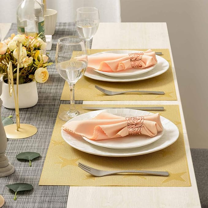 AHHFSMEI Placemats for Dining Table Set of 4 Woven Vinyl Plastic Place Mats Non-Slip Heat Insulation Stain Resistant Table Mats Washable Easy Clean Placemats (Gold Star 4)
