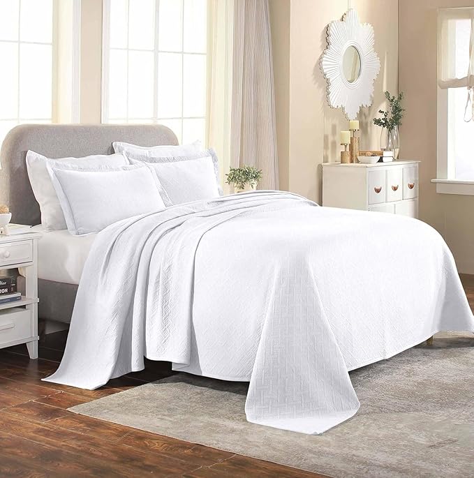 Superior 100% Cotton Basket Weave Bedspread with Shams, All-Season Premium Cotton Matelasse Jacquard Bedding, Quilted-Look Geometric Basket, Queen, White
