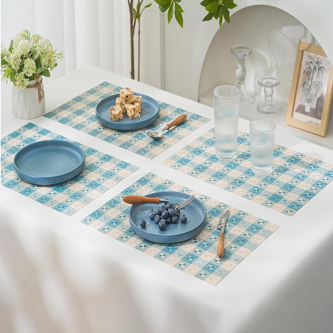 BACKTOEDEN Placemats Set of 8 Heat Resistant Washable Wipeable Placemat Woven Non-Slip Foldable Vinyl/Plastic Place Mats Indoor/Outdoor Mat Kitchen Dining Table Pad, Blue Checkered