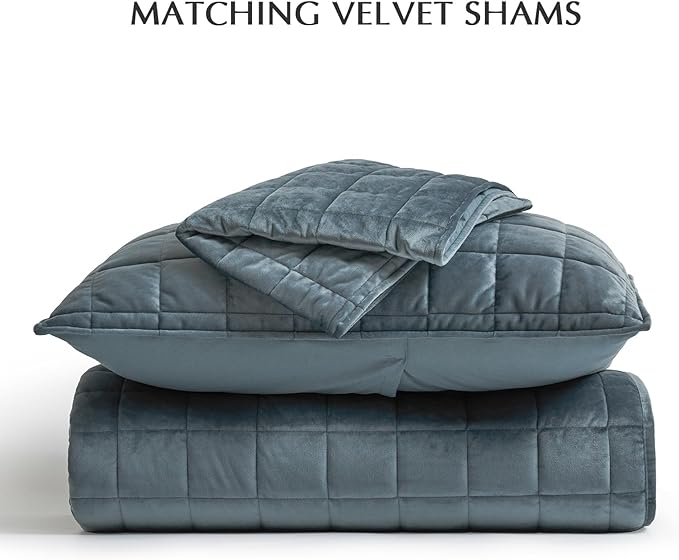 EVERGRACE Pearl Velvet Quilt Set Full Queen Size, Luxurious Soft Velvet Comforter, Lightweight Oversized Bedspread Coverlet, Box Stitch Quilted Bedding Sets for All Season, w/ 2 Shams, Stormy Blue