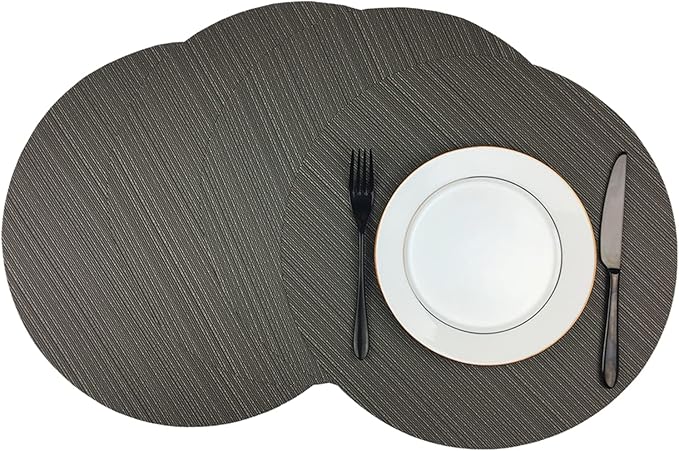 WAZAIGUR Round Placemats Set of 4 Woven Vinyl Easy to Clean Heat Resistant Kitchen Table Mats 15 Inch(Grey 4)